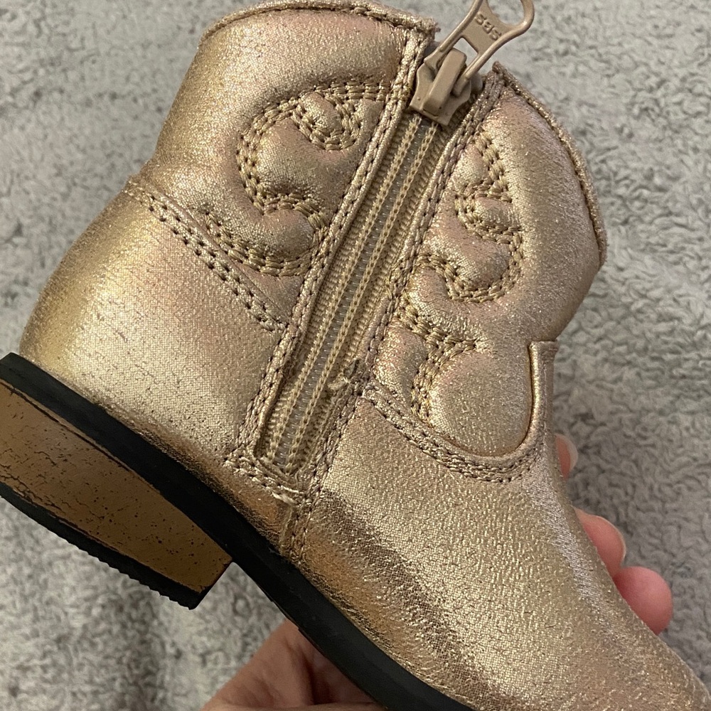 Cat & Jack Gold Kids Boots - Picture 4 of 6
